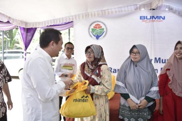 Kemendes Gandeng Bank Mandiri Gelar Pasar Murah Karawang