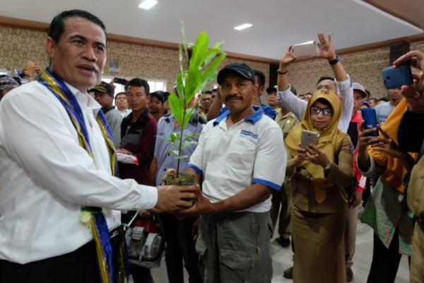  Mentan Amran Minta PPL Harus Lebih Disiplin untuk Tingkatkan Produksi Pertanian dari Muna