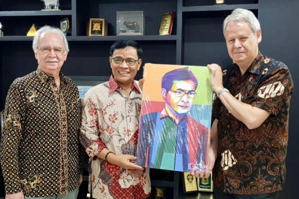 FAO Apresiasi Kinerja Kementan dalam Usaha Pengendalian Flu Burung