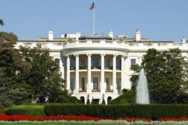 Gedung Putih Amerika Serikat. 