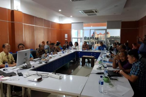 Kementan Serius Bantu Peternak Cegah Harga Ayam Hidup Terus Anjlok