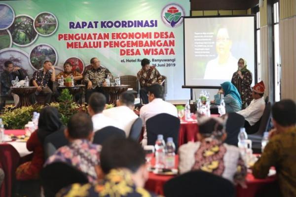 Kemendes Dorong Pengembangan Wisata Desa