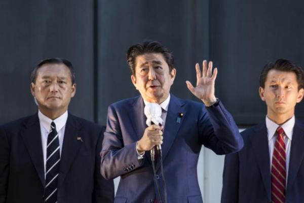 Mengundurkan Diri, Shinzo Abe Minta Maaf