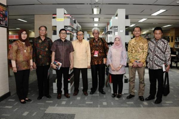 MPR Gandeng KKMSB Gelar Bedah Buku "Lopa Yang Tak Terlupa"