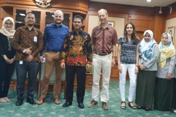 Kementan Gandeng Wageningen University Research Kembangan Varietas Benih Sayuran