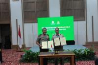 Karantina-Polri Teken MoU Pengawasan Sumberdaya Alam Indonesia