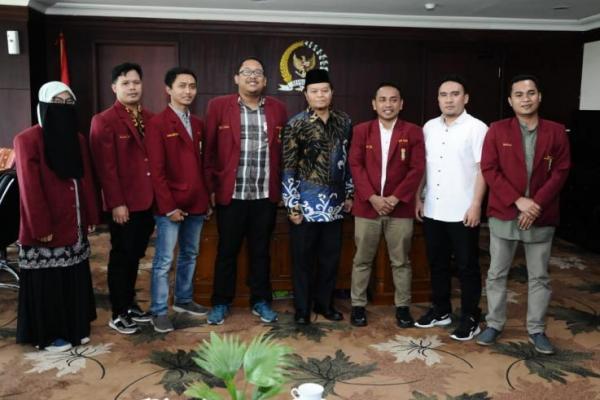 HNW: Islam dan Sejarah Perjalanan Bangsa Indonesia Seiring Sejalan