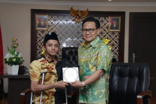 Cak Imin Bertemu Mahasiwa Disabilitas Penemu Lima Aplikasi