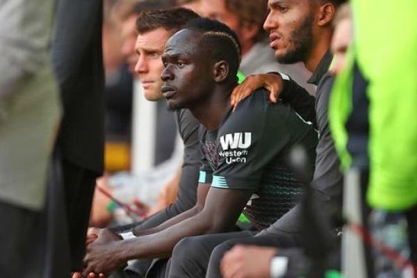 Ngamuk di Bangku Cadangan, Mane "Dendam" ke Mo Salah?
