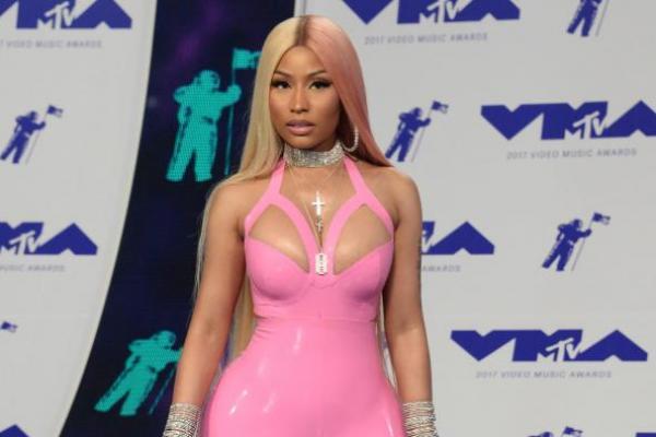 Penyanyi Hip Hop Nicky Minaj Pensiun