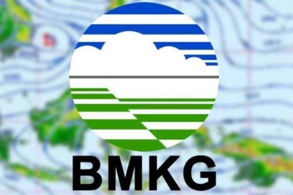  BMKG Sebut Erupsi Gunung Sinabung Tidak Mengarah ke Aceh
