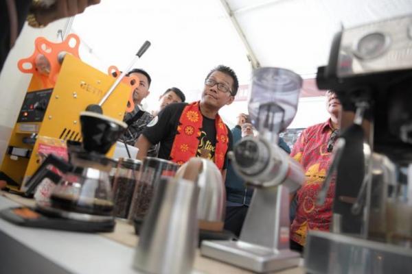 Festival Kopi Nusantara Sail Nias Kenalkan Produk Unggulan Kopi Daerah