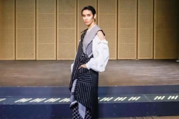 Bahan Minimal Gaya Maksimal ala Desainer Sofie