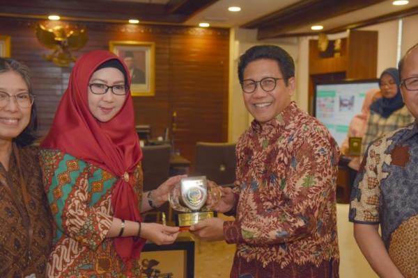  Menteri Halim dan Bupati Tanggamus  Diskusi soal Pembangunan Desa