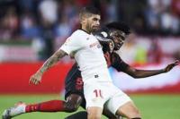 Klub Raksasa Liga Arab Gaet Gelandang Sevilla