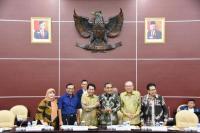 Ahmad Muzani Sahkan Pimpinan dan Anggota  Komisi Kajian Ketatanegaraan MPR