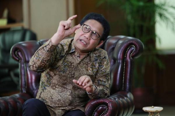   Mendes Halim Beri Kuliah Umum  Mahasiswa KKN Unisma Manado