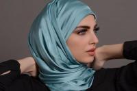 4 Tips Simpel Merawat Rambut Berhijab