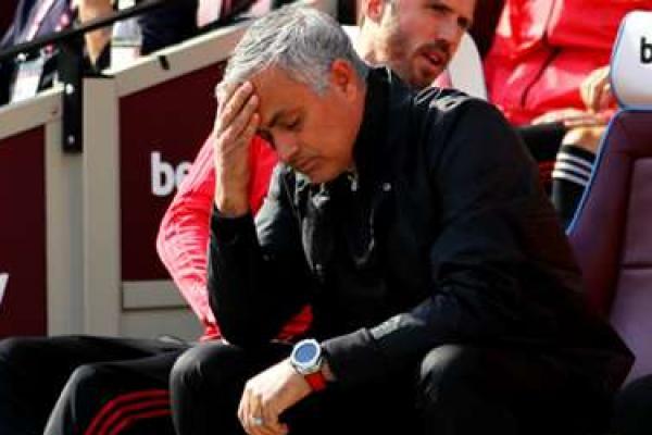 Mourinho Pesimistis Rebut Posisi Keempat Liga Inggris dari Chelsea