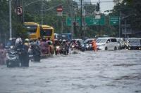 Jakarta Banjir, 154 Warga Mengungsi dan 92 RT Tergenang