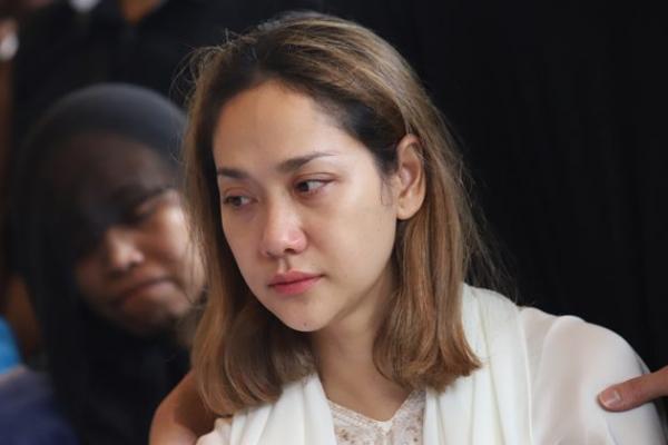 Meski Masih Berduka, BCL Pastikan  Manggung Bareng Ronan Keating