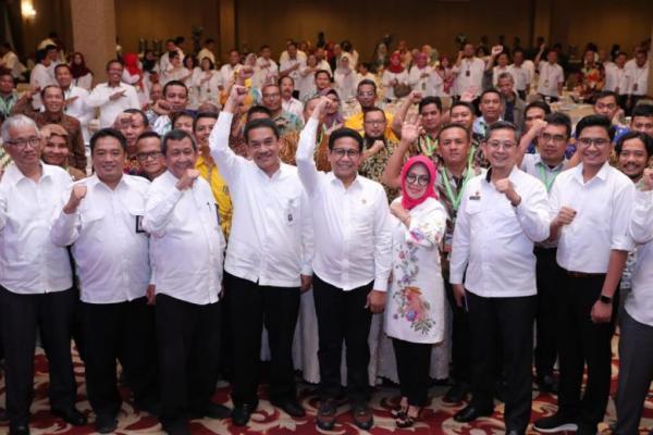 Gus Menteri Minta Jajarannya Seriusi Persoalan Transmigrasi