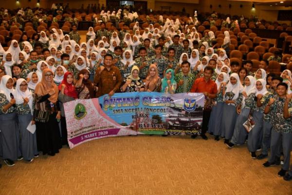 MPR Sambut Rombongan Guru dan Pelajar SMA N 1 Jonggol