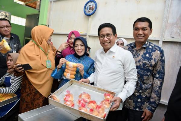 Gus Menteri Sambangi BUMG Cot Girek Kandang