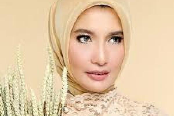 Seruan Arzeti Bilbina Kepada Pemerintah Untuk Bayi Terinfeksi Corona