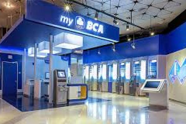 Nasabah BCA Saat Ini Lebih Suka Gunakan Mobile Banking