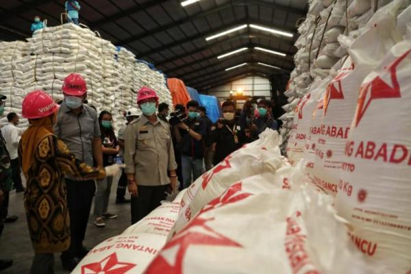 Mentan: "Tidak Perlu Khawatir Dengan Kebutuhan Bahan Pokok"