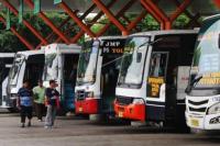 Dihantam Covid-19, Omzet Pengusaha Bus Anjlok 100 Persen