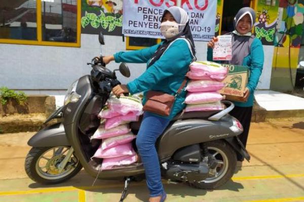 Bangun Pos Jaga Desa Cegah Penyebaran Covid-19