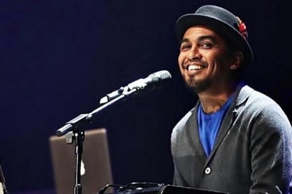 Sosok Glenn Fredly di Mata Pejabat Negeri Ini