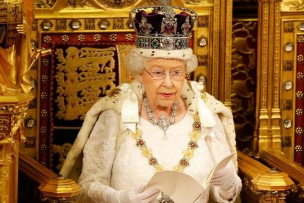 Ratu Elizabeth Tidak Rayakan Ultah ke-94