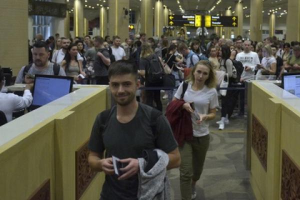 Indonesia Tolak 239 WNA, China Terbanyak