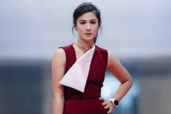 Keren! Para Artis Beken Melakukan Ini Demi Donasi Corona