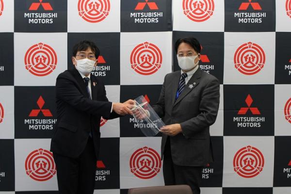 Cegah Covid-19, MMC Mulai Produksi 1.500 Alat Pelindung Wajah Per Bulan