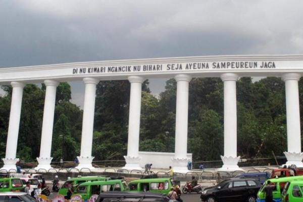 Lalin Bogor Padat, Polisi Tutup GT Baranangsiang 