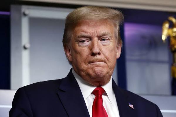  Pengawal Pribadi Donald Trump Dinyatakan Positif Covid-19