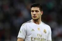 Alami Cidera, Jovic Kemungkinan Istirahat Hingga Akhir Musim