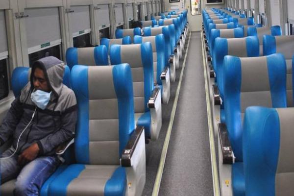 Hari Pertama, KLB Hanya Angkut 62 Penumpang