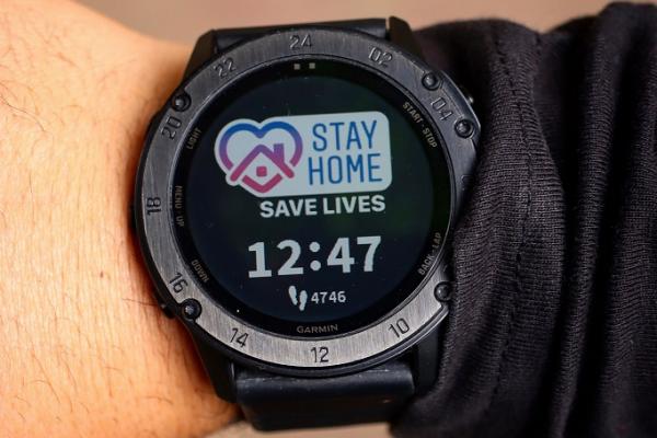 Studi Meneliti Potensi Smartwatch Deteksi Dini Covid-19