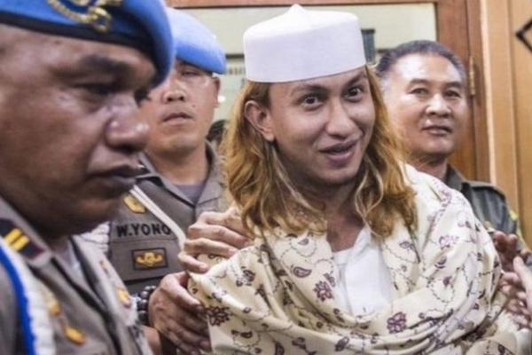  Dari Gunung Sindur, Bahar Smith Dipindah ke Nusakambangan