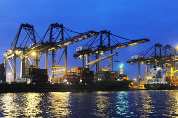 Di Tengah Pandemi Covid-19, Pelindo IV Ogah Kurangi Karyawan