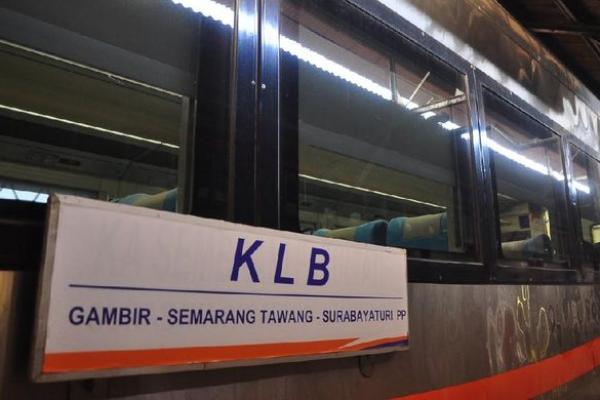  536 Penumpang Kereta Luar Biasa Gagal Berangkat 