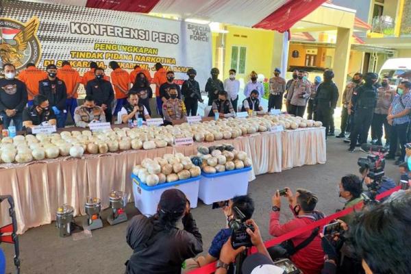 Apresiasi Satgassus Polri, Bamsoet: Pemerintah Harus Serius Perangi Narkoba