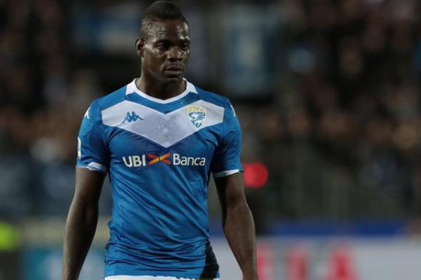 Berulah, Brescia Pecat Mario Ballotelli