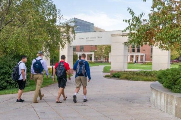 Dampak Covid-19,  Kampus di AS Batasi Pendaftaran Mahasiswa Asing