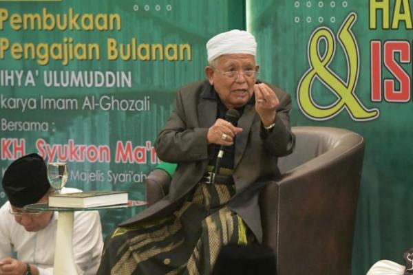 KH Syukron: Berpolitik Sarana Memperjuangkan Agama